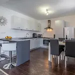 Pet Friendly Home In Pula *