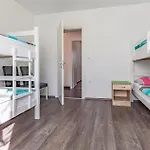 Pet Friendly Home In Pula *