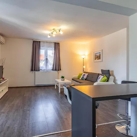 Beautiful In With Kitchen Holiday home Pula